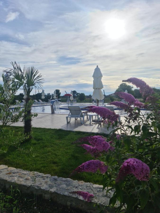Imperial Resort Ulcinj Exterior photo